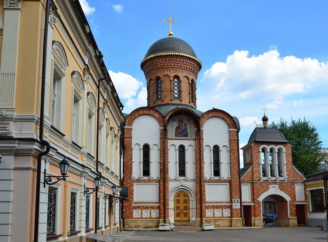 Иверской иконы Божией Матери, на Большой Полянке, храм - Центральное  викариатство города Москвы